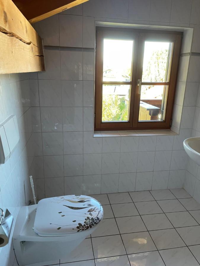 Dachgeschosswohnung Mit Traumhaftem Zugspitzblick Bei Garmisch 法尔希特 外观 照片